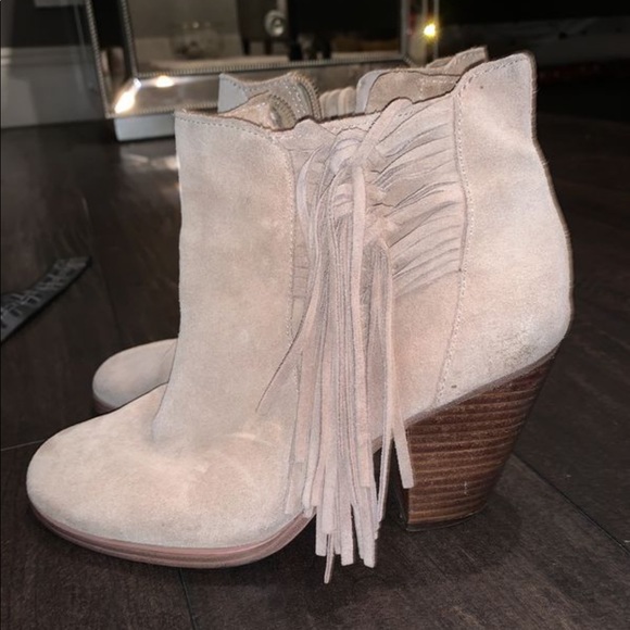 Vince Camuto booties - Picture 1 of 5